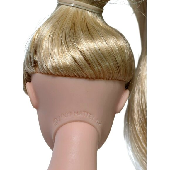 2009 Disney Rapunzel Doll Purple Dress Shoes Fashion Princess Long Blonde Hair - Picture 9 of 11